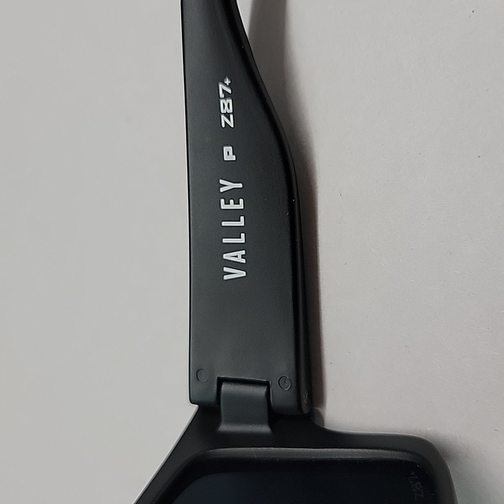 ToRoe Performance Eyewear Valley Sunglasses (Read Description) - Picture 6 of 6